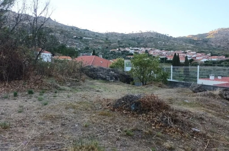 Terreno para Venda em Aldeia Viçosa Foto 3