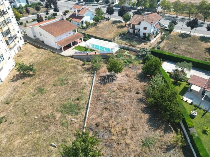 Terreno para Venda em Sé, Santa Maria e Meixedo Foto 5