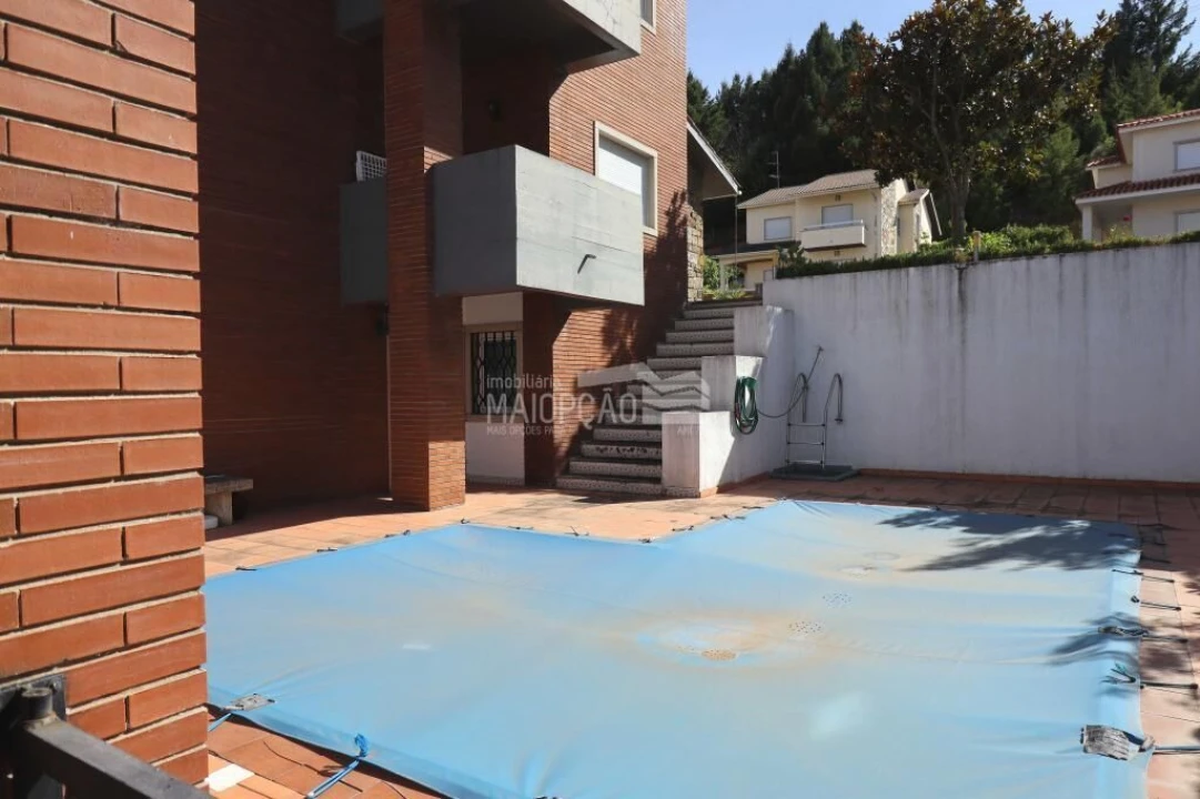 Moradia T5 para Venda em Sé, Santa Maria e Meixedo Foto 19