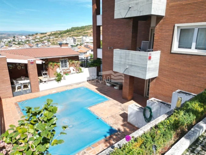 Moradia T5 para Venda em Sé, Santa Maria e Meixedo Foto 2