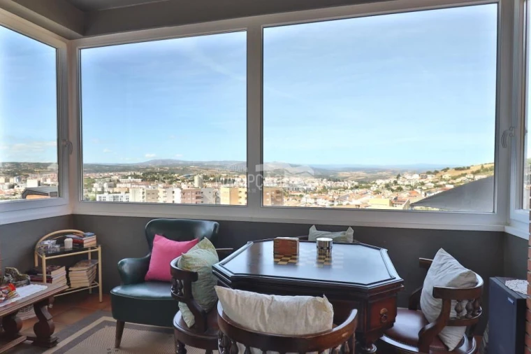 Moradia T5 para Venda em Sé, Santa Maria e Meixedo Foto 15