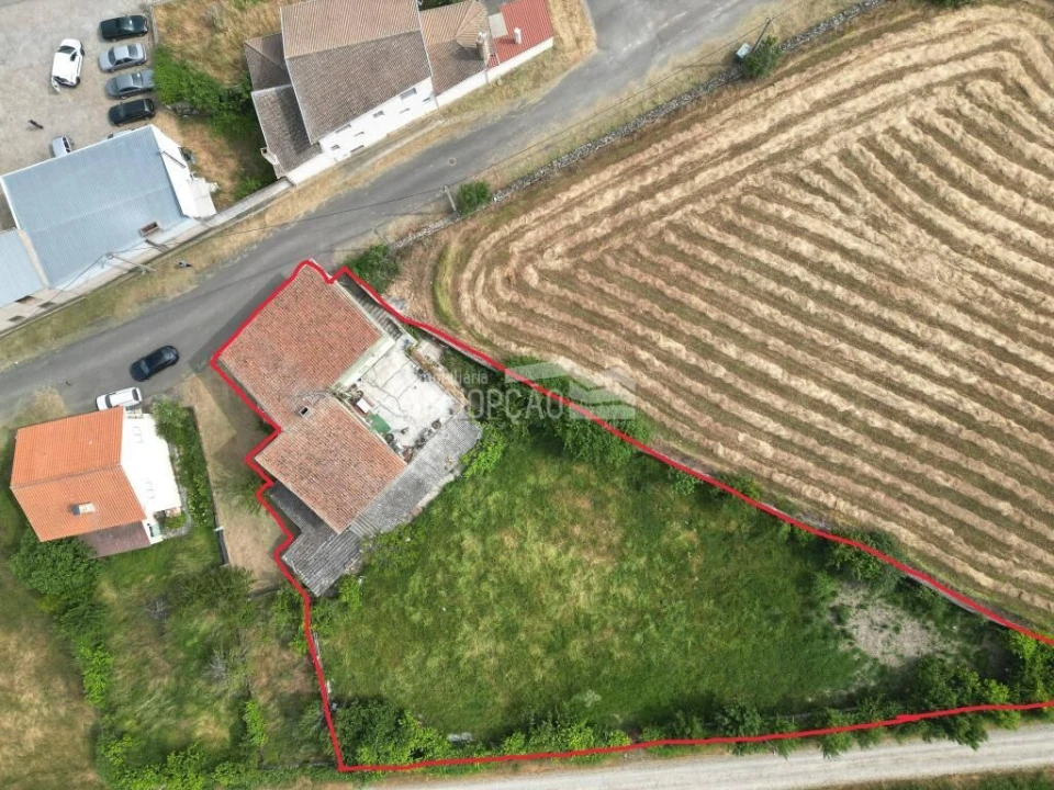 Moradia T9 para Venda em Duas Igrejas Foto 3