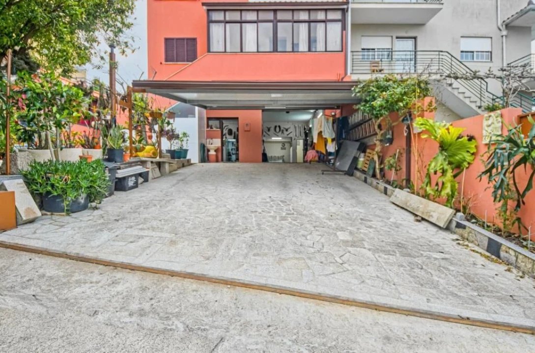Moradia T3 para Venda em Vila Nova de Anha Foto 9