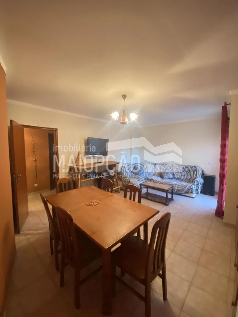 Apartamento T1 para Venda em Portimão Foto 3