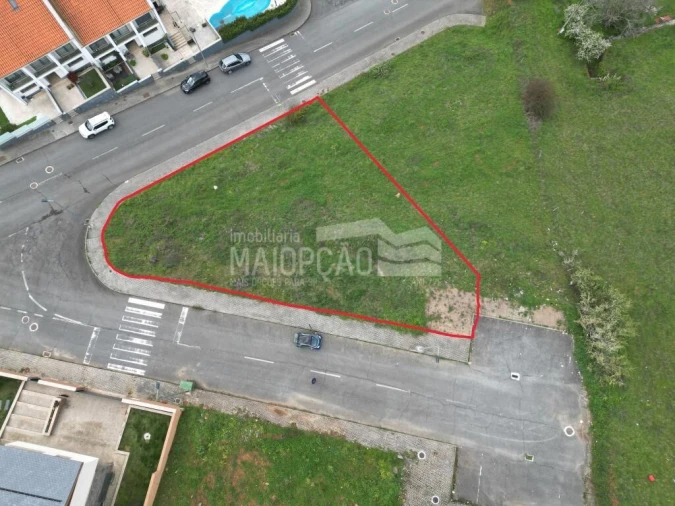Terreno para Venda em Sé, Santa Maria e Meixedo