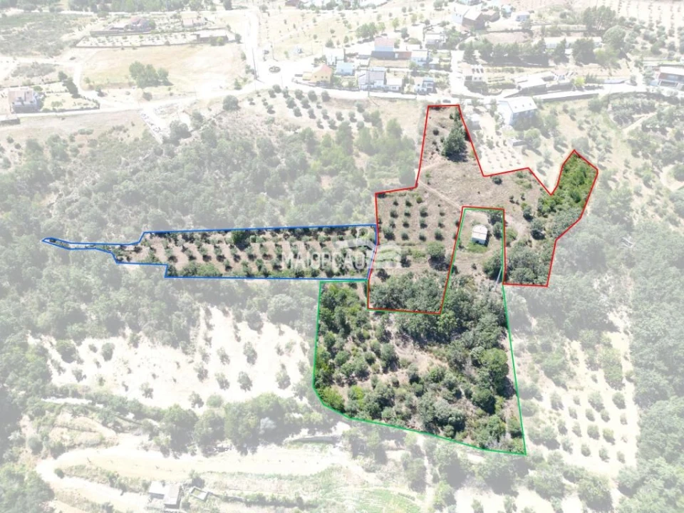 Terreno para Venda em Quintanilha Foto 11