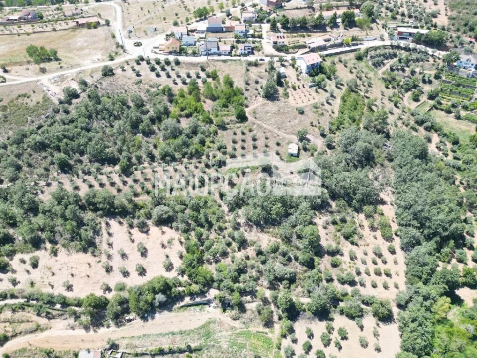 Terreno para Venda em Quintanilha Foto 12