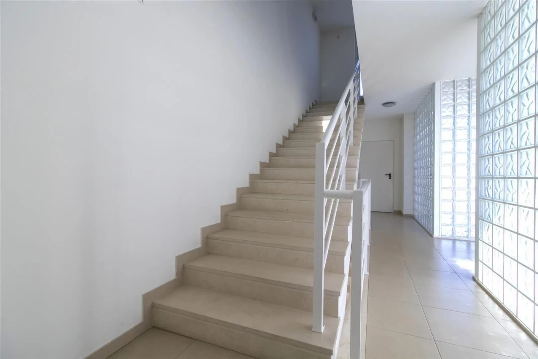 Apartamento T1 para Venda em Buarcos Foto 16