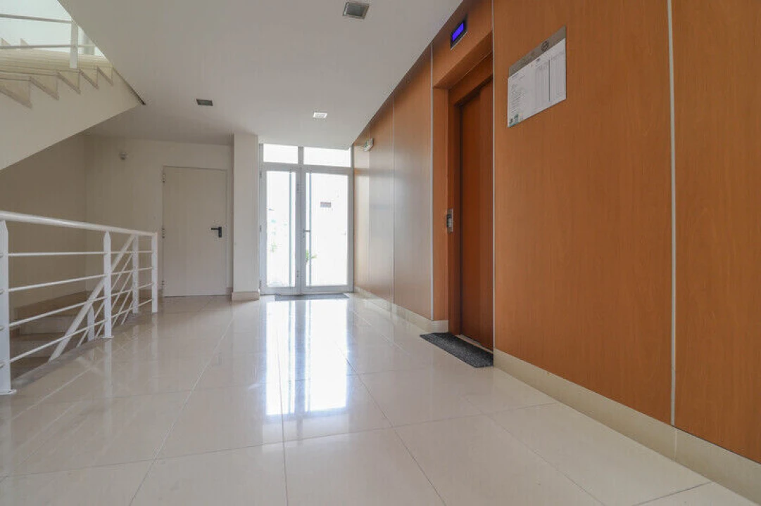 Apartamento T1 para Venda em Buarcos Foto 3