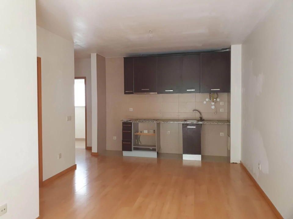 Apartamento T1 para Venda em Buarcos Foto 5