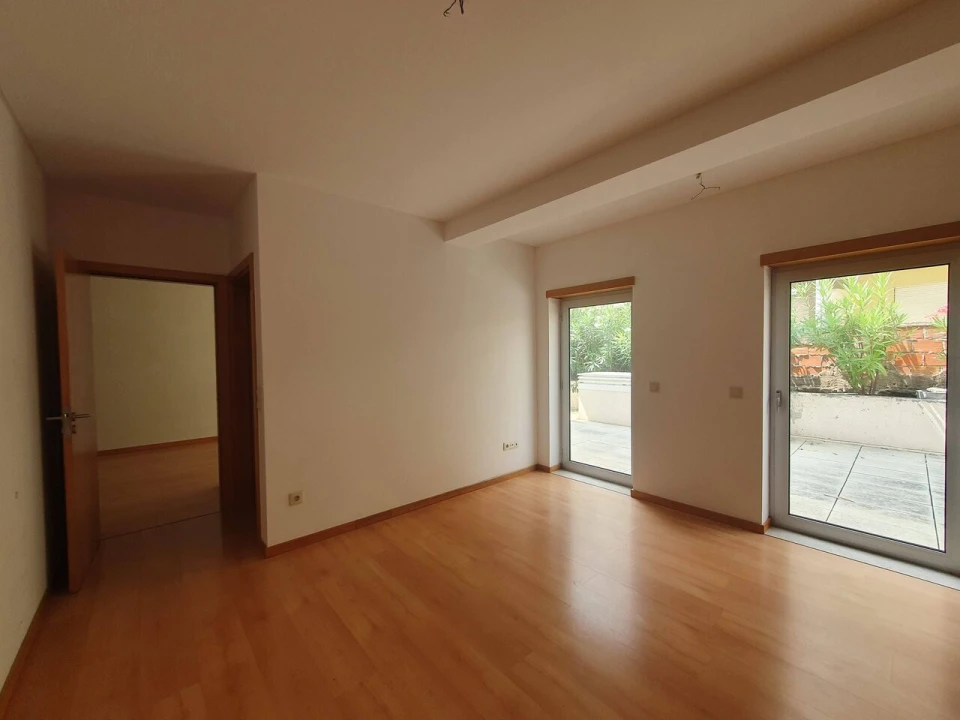 Apartamento T1 para Venda em Buarcos Foto 6