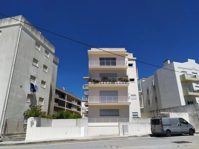 Apartamento T1 para Venda em Buarcos Foto 2