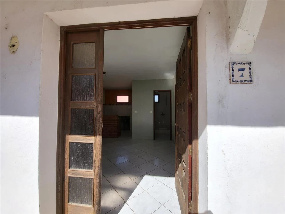 Moradia T2 para Venda em Pinheiro de Azere Foto 2