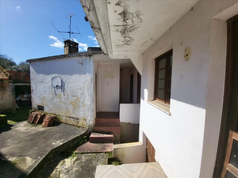 Moradia T2 para Venda em Pinheiro de Azere Foto 16