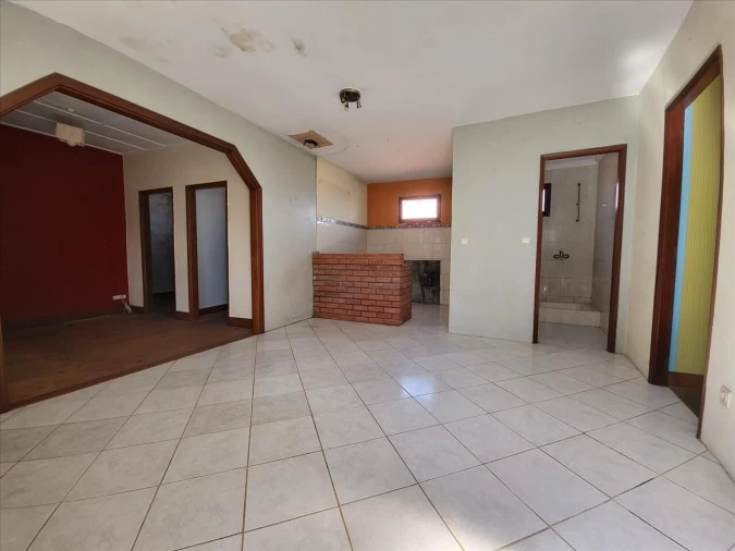 Moradia T2 para Venda em Pinheiro de Azere Foto 5