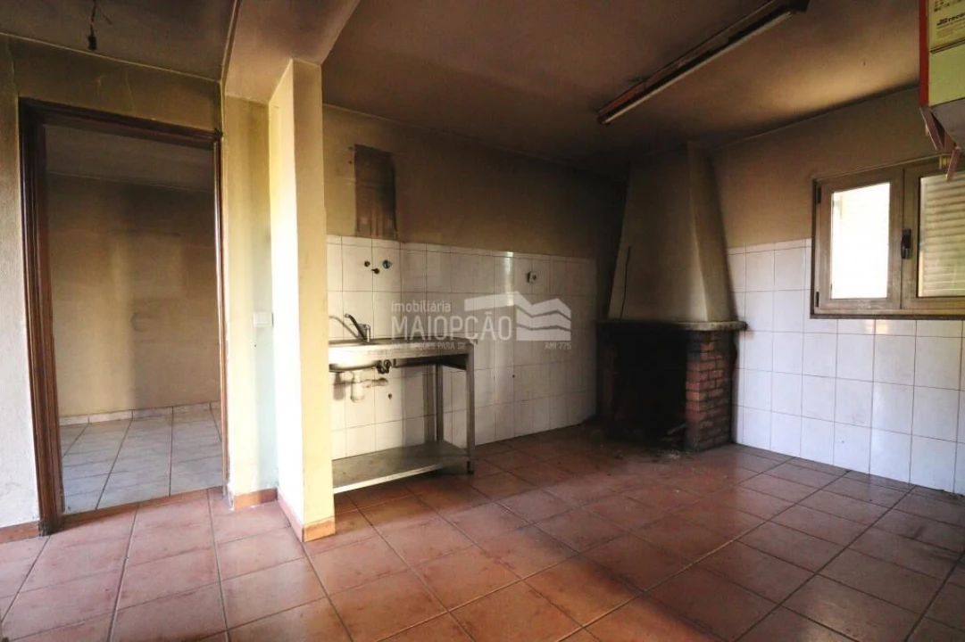 Moradia T6 para Venda em Sé, Santa Maria e Meixedo Foto 7