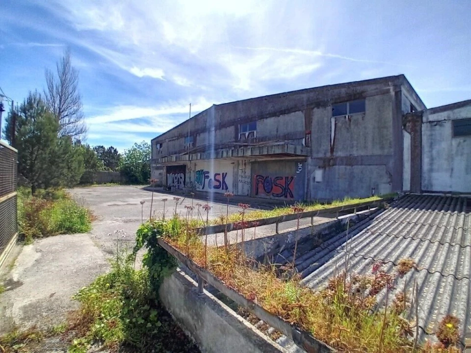 Armazém para Venda em Algueirão-Mem Martins Foto 1