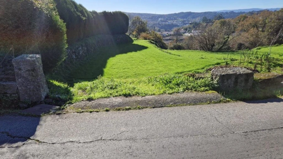 Terreno para Venda em Mozelos Foto 6