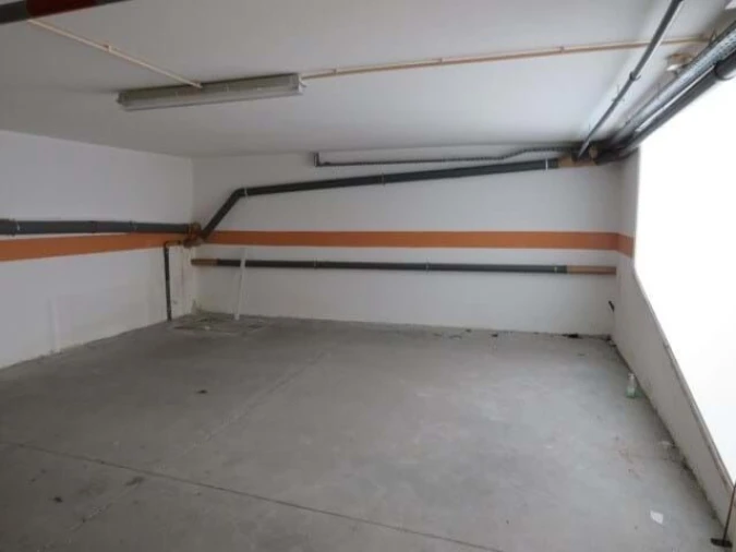 Garagem para Venda em Setubal (São Sebastião) Foto 2
