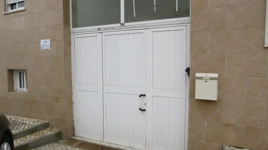 Garagem para Venda em Setubal (São Sebastião)