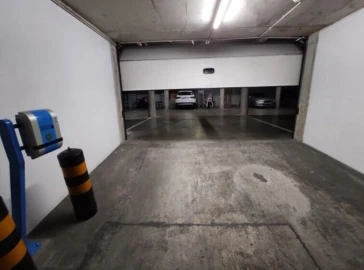 Garagem para Venda em Albufeira e Olhos de Água