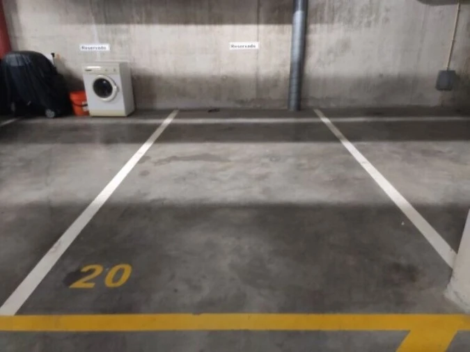 Garagem para Venda em Albufeira e Olhos de Água