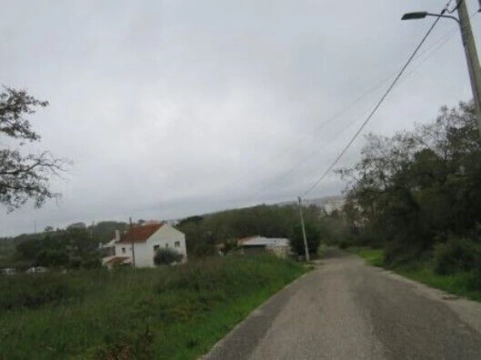 Terreno para Venda em São Pedro de Tomar Foto 2