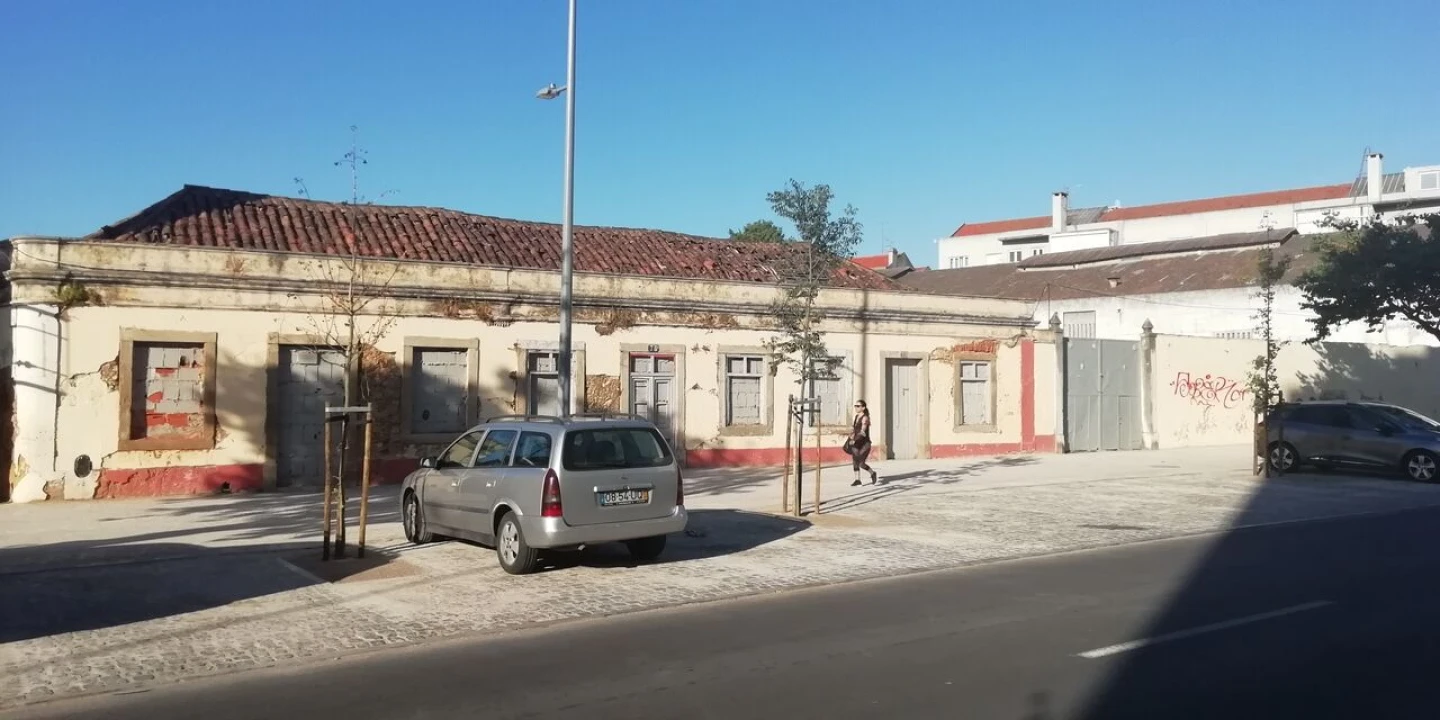 Moradia T0 para Venda em Setubal (São Sebastião) Foto 3