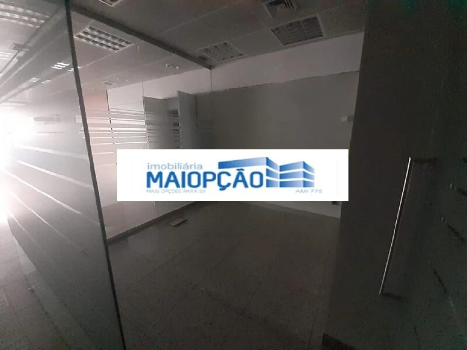 Loja para Venda em Avenidas Novas Foto 2