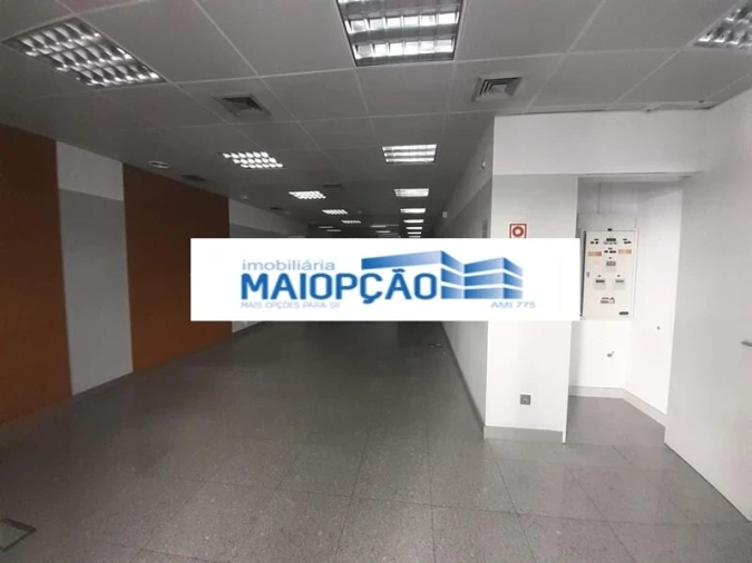 Loja para Venda em Avenidas Novas Foto 3