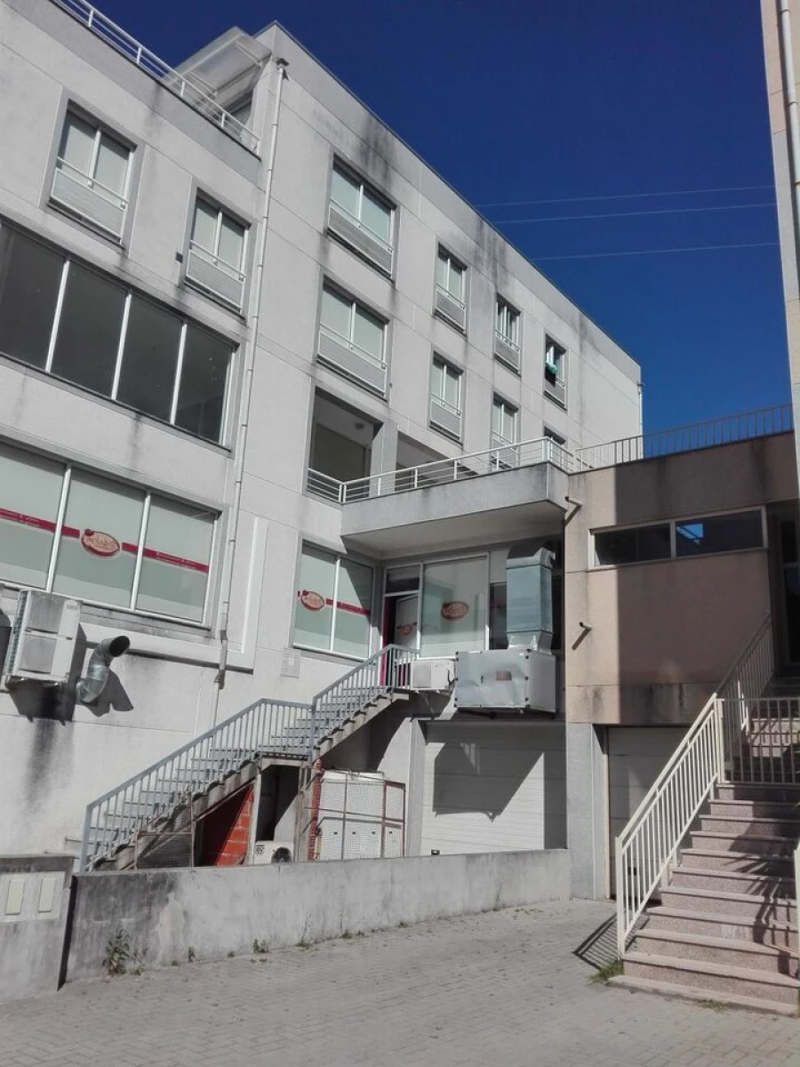 Loja para Venda em Fervença Foto 2