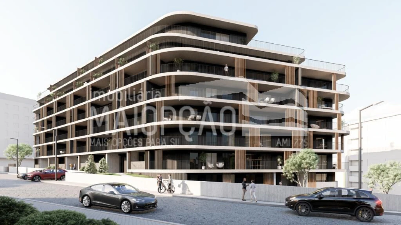 Apartamento T3 para Venda em Oliveira do Douro Foto 4