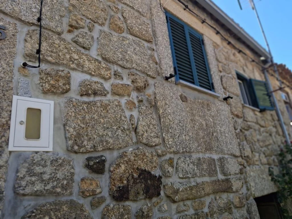 Moradia T1 para Venda em Terras de Massueime Foto 4