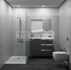 Moradia T4 para Venda em Madalena
