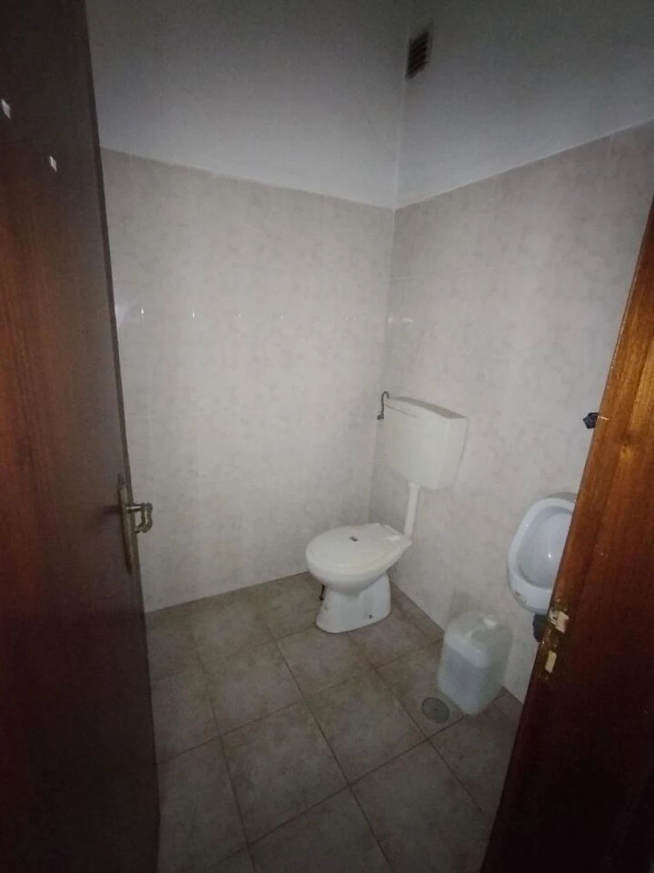 Loja para Venda em Guarda Foto 2