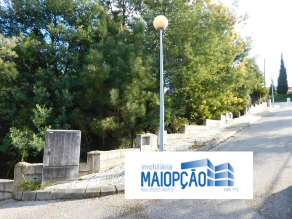 Terreno para Venda em Luso Foto 1