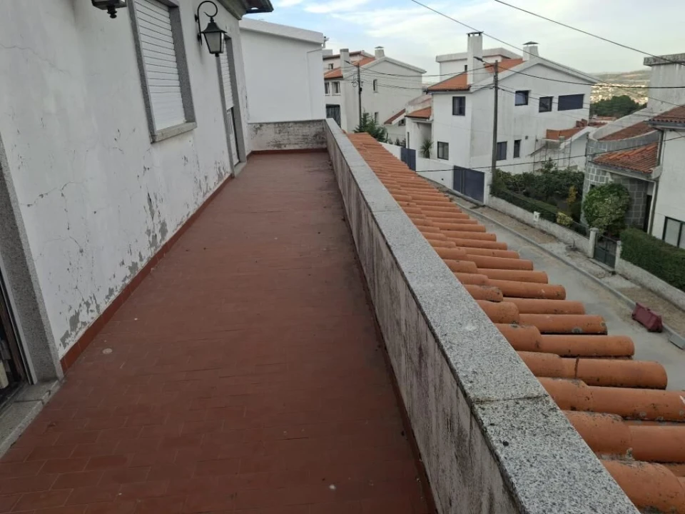 Moradia T9 para Venda em Guarda Foto 15