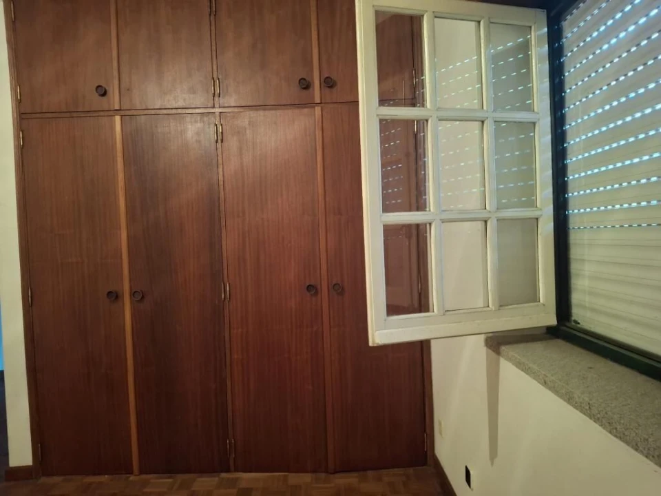 Moradia T9 para Venda em Guarda Foto 6