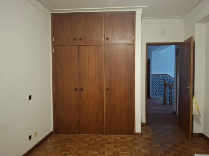 Moradia T9 para Venda em Guarda Foto 19