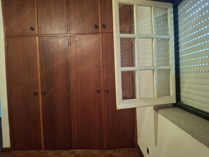 Moradia T9 para Venda em Guarda Foto 6