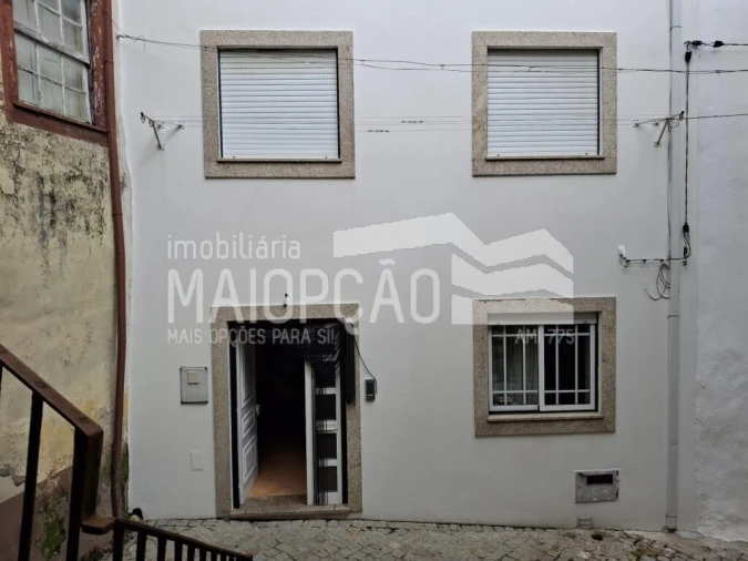 Moradia T4 para Venda em Famalicão Foto 1