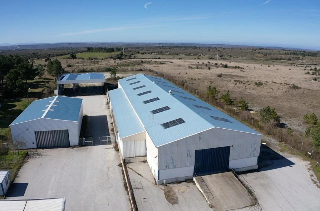 Armazém para Venda em Vilar Formoso Foto 1