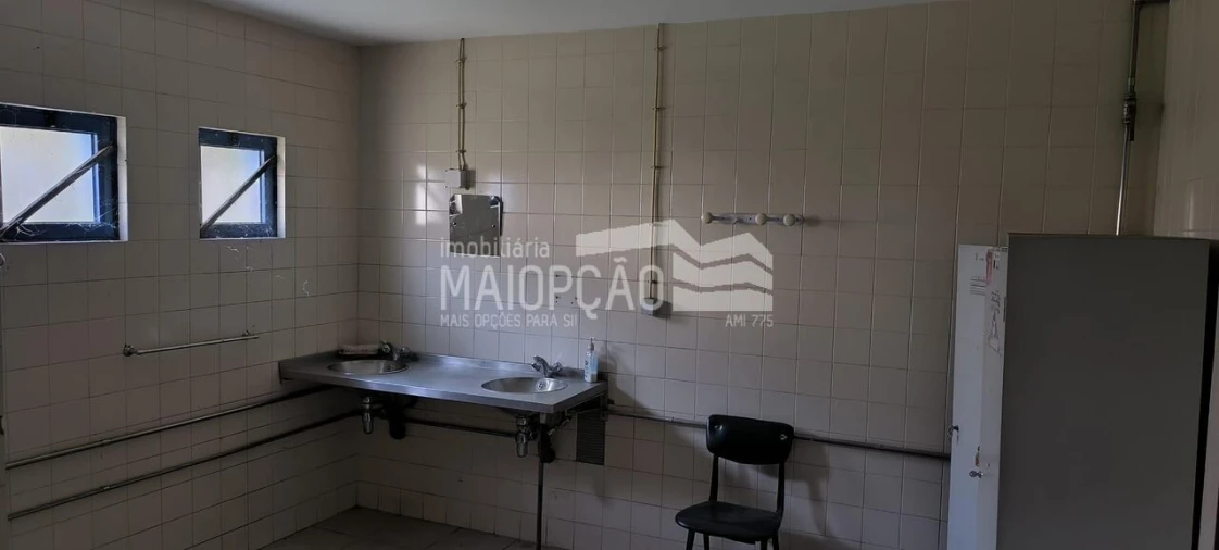 Armazém para Venda em Vilar Formoso Foto 16