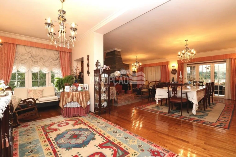 Moradia T6 para Venda em Samil Foto 2