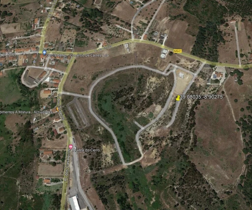 Terreno para Venda em Azambuja Foto 1