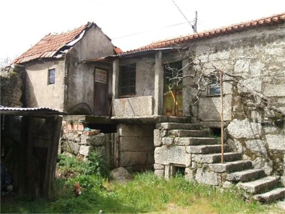 Moradia T2 para Venda em João Antão Foto 1