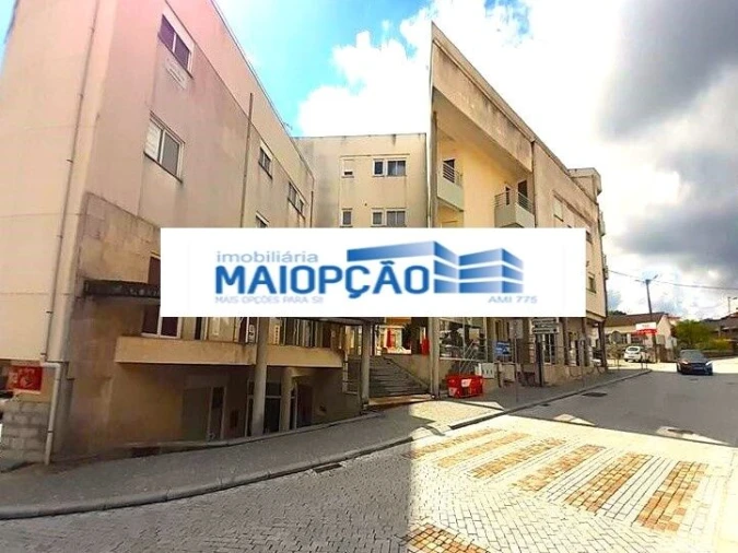 Loja para Venda em Moimenta da Beira