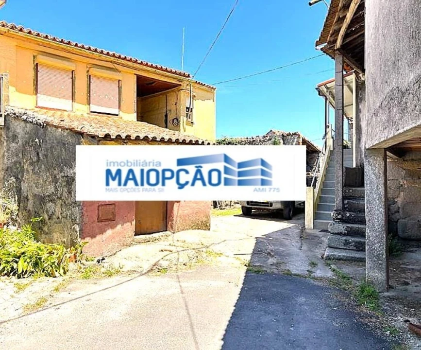 Moradia T4 para Venda em Vila Nova de Tazem Foto 5