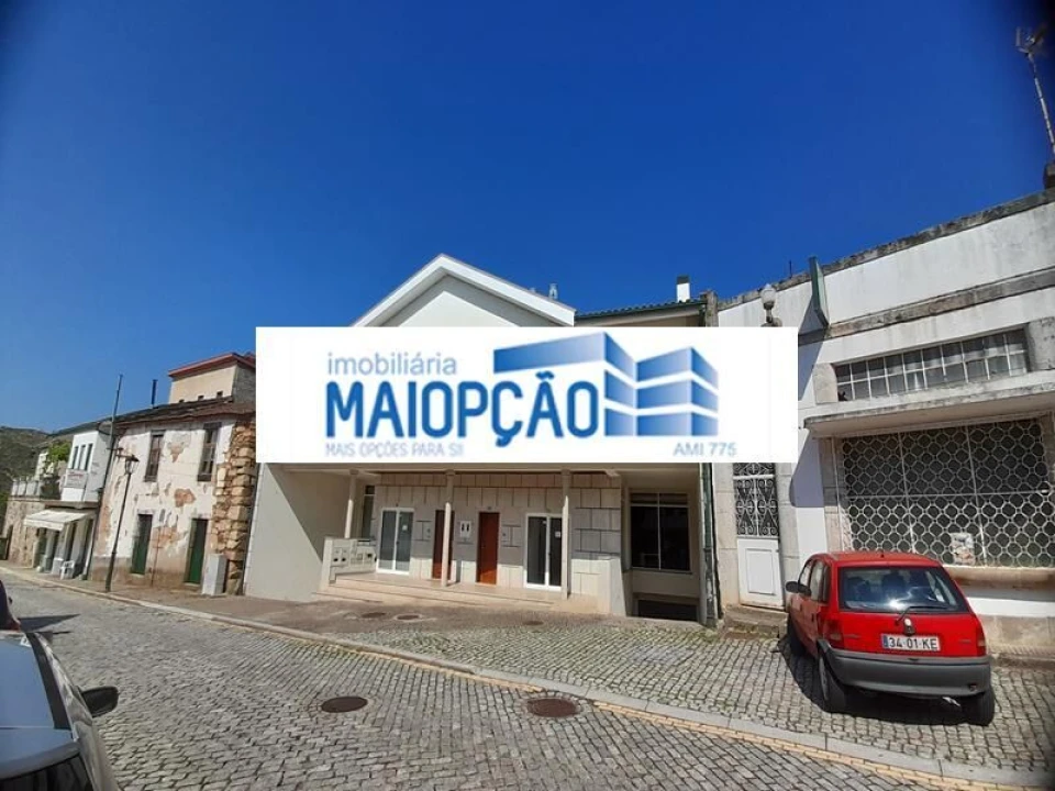 Loja para Venda em Murça Foto 1