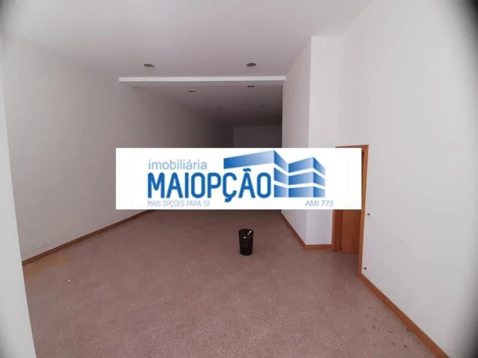 Loja para Venda em Murça Foto 2